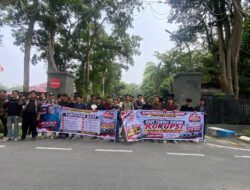 Jilbab Berlabel “Asri” Dibeli APBD Rp525 Juta, Mahasiswa Desak Aparat Bongkar Pengadaannya