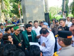 Terima Aspirasi Cipayung Plus, Inspektur dan Kadisdik Deli Serdang Jawab Tuntutan Massa